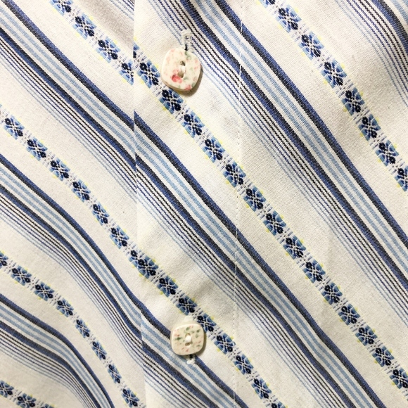 Lift-Diagonal Stripe Long Sleeve Button Up Shirt - Picture 5 of 7